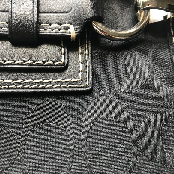 Signature C Coach Purse - Picture 5 of 6